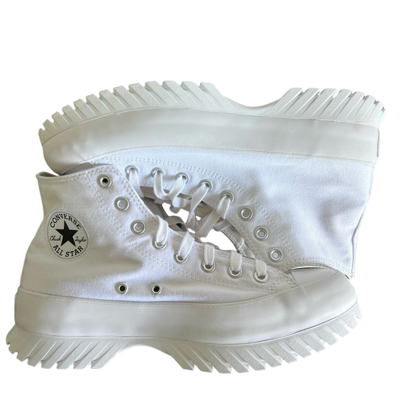 Converse Chuck Taylor All Star Lugged Hi 2.0 White Unisex Shoe Size 9.5 or 11.5